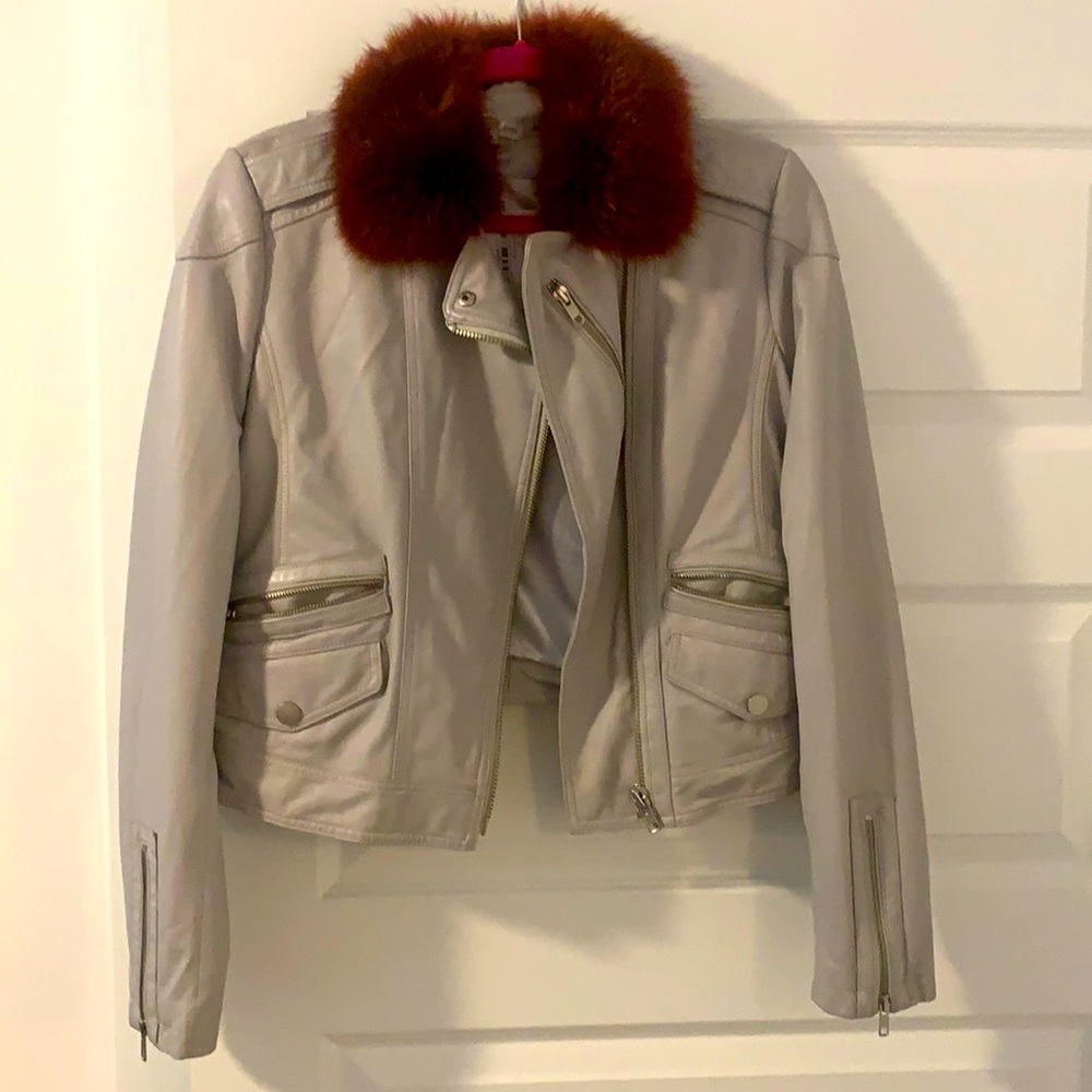 Samantha Sipos ‘Good vibes’ Grey leather bomber w/ red fur SMALL